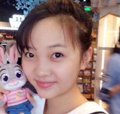 五大女童星長大變性感的華麗轉(zhuǎn)變 楊紫漂亮可愛