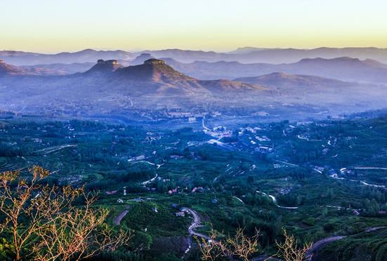 國(guó)內(nèi)適合4月份出游的十大景點(diǎn)排行 黑龍江五大連池是國(guó)家AAAAA級(jí)旅游景區(qū)