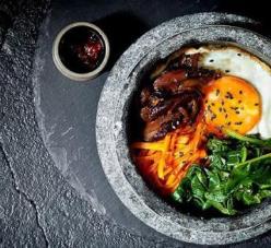 十大韓國料理 安東雞韓國料理是韓國著名古城安東市的傳統(tǒng)料理