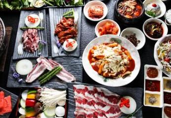十大韓國料理 安東雞韓國料理是韓國著名古城安東市的傳統(tǒng)料理