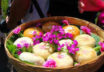 十個受歡迎鮮花餅品牌 嘉華鮮花餅專注于云南特色點心創(chuàng)新研發(fā)