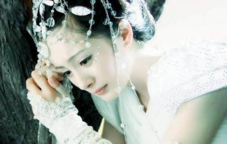 公認(rèn)最美七大古裝女神 李若彤小龍女顏值逆天 劉亦菲王語嫣美的心醉