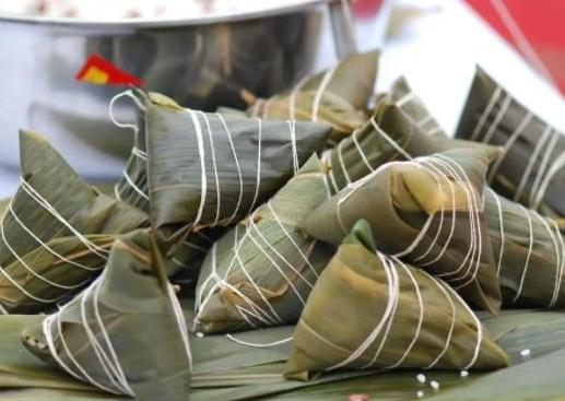 高壓鍋煮粽子用東西壓嗎?高壓鍋煮粽子水位最高能是多少 高壓鍋煮粽子用東西壓嗎?高壓鍋煮粽子水位最高能是多少