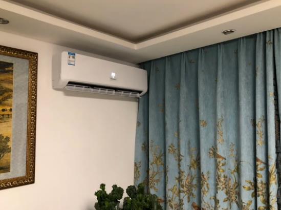 空調(diào)里的加濕功能跟加濕器一樣么?冬天買空調(diào)會(huì)不會(huì)比夏天便宜 空調(diào)里的加濕功能跟加濕器一樣么?冬天買空調(diào)會(huì)不會(huì)比夏天便宜