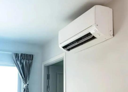 空調電輔熱夏天要打開嗎?空調電輔熱紅燈亮是什么原因 空調電輔熱夏天要打開嗎?空調電輔熱紅燈亮是什么原因