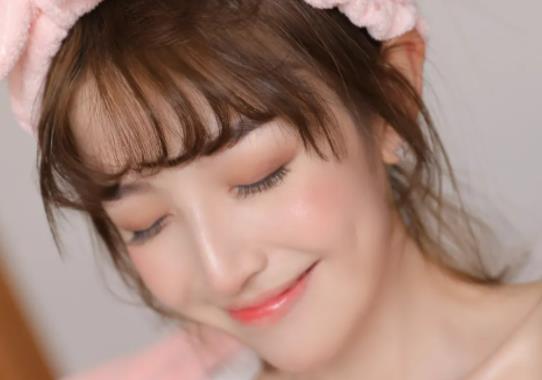 夏季怎么預防毛孔粗大?停止熬夜毛孔會變小嗎 夏季怎么預防毛孔粗大?停止熬夜毛孔會變小嗎