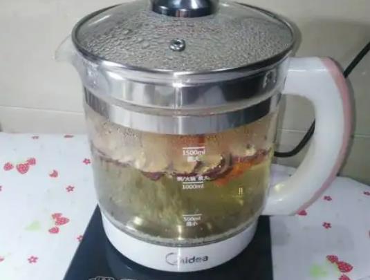 養(yǎng)生壺怎么燒水?養(yǎng)生壺水燒了半小時會怎么樣 養(yǎng)生壺怎么燒水?養(yǎng)生壺水燒了半小時會怎么樣