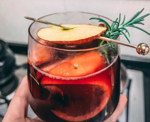 熱紅酒怎么煮才好喝?熱紅酒需要哪些調料哪些香料 熱紅酒怎么煮才好喝?熱紅酒需要哪些調料哪些香料