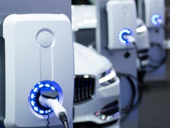 電動汽車電池能用幾年要換?電動汽車剩多少電再去充最好 電動汽車電池能用幾年要換?電動汽車剩多少電再去充最好