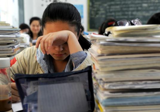 一模考試的題會簡單些嗎?高三一模300分有什么建議 一模考試的題會簡單些嗎?高三一模300分有什么建議