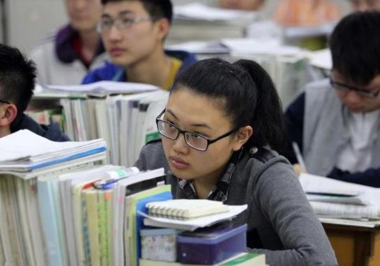 高三學生怎么緩解壓力和焦慮?高三學生厭學不想上學是什么原因 高三學生怎么緩解壓力和焦慮?高三學生厭學不想上學是什么原因