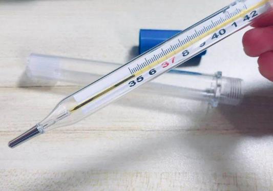 體溫計夾了3個小時有沒影響?水銀體溫計夾5分鐘和10分鐘一樣么 體溫計夾了3個小時有沒影響?水銀體溫計夾5分鐘和10分鐘一樣么