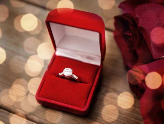 訂婚后兩三年結婚可以嗎?訂婚完要改口叫爸媽嗎 訂婚后兩三年結婚可以嗎?訂婚完要改口叫爸媽嗎