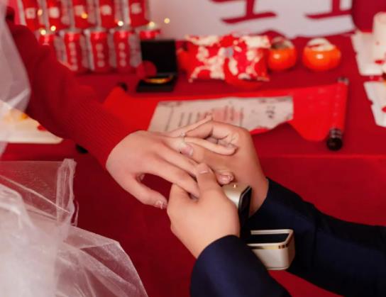 訂婚改口還是結婚改口?提親訂婚結婚流程 訂婚改口還是結婚改口?提親訂婚結婚流程