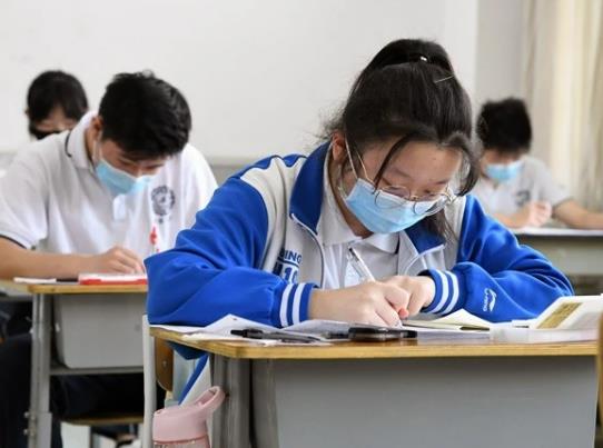 2023年中考300分左右可以上高中嗎?2023中考最低幾分能考上高中 2023年中考300分左右可以上高中嗎?2023中考最低幾分能考上高中