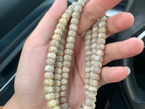 經常盤手串會有什么樣的變化?女生盤珠子有哪些要注意的 經常盤手串會有什么樣的變化?女生盤珠子有哪些要注意的