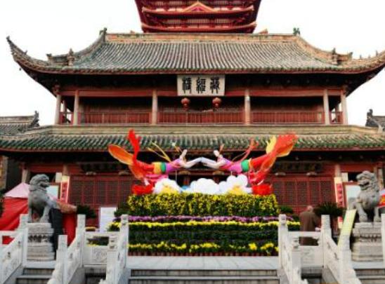 開(kāi)封好玩的地方排行榜,清明上河園讓人身臨其境、開(kāi)封府代表性強(qiáng) 開(kāi)封好玩的地方排行榜,清明上河園讓人身臨其境、開(kāi)封府代表性強(qiáng)