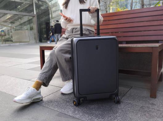 26寸的行李箱飛機可以免費托運嗎?行李箱托運不能帶什么東西 26寸的行李箱飛機可以免費托運嗎?行李箱托運不能帶什么東西