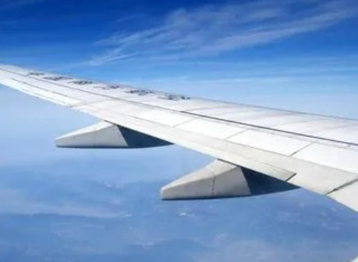 坐飛機液體一定要小瓶分裝嗎?坐飛機帶液體的規定 坐飛機液體一定要小瓶分裝嗎?坐飛機帶液體的規定