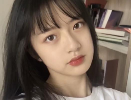 痣按了有點疼怎么回事?癌變的痣有哪些癥狀 痣按了有點疼怎么回事?癌變的痣有哪些癥狀