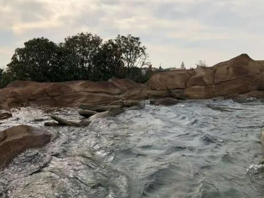 雷鳴山漂流要排隊多久?上海迪士尼雷鳴山漂流有免費雨衣嗎 雷鳴山漂流要排隊多久?上海迪士尼雷鳴山漂流有免費雨衣嗎