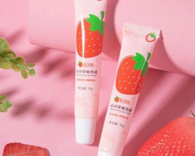 可以每天晚上涂唇膜嗎 唇膏有什么修復(fù)作用嗎 可以每天晚上涂唇膜嗎 唇膏有什么修復(fù)作用嗎
