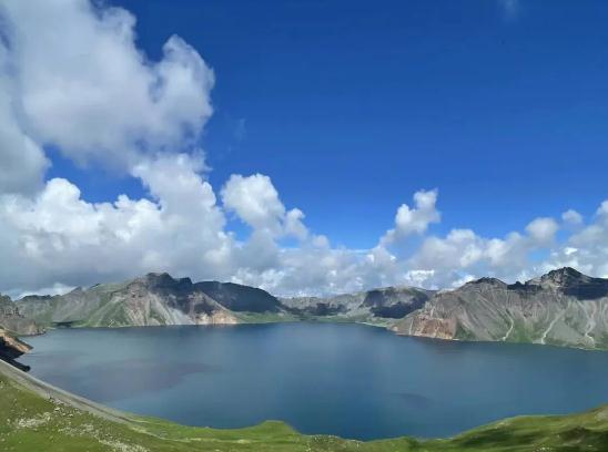 長白山每年什么時候下雪?幾月份去長白山能看到雪景 長白山每年什么時候下雪?幾月份去長白山能看到雪景