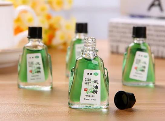 風油精噴灑在室內有什么作用?風油精可以緩解中暑癥狀嗎 風油精噴灑在室內有什么作用?風油精可以緩解中暑癥狀嗎