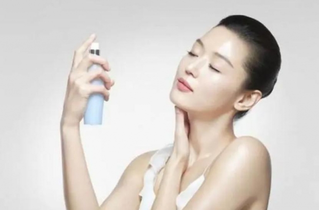 臉上出油嚴重是肝不好嗎 為什么肝不好臉會出油 臉上出油嚴重是肝不好嗎 為什么肝不好臉會出油