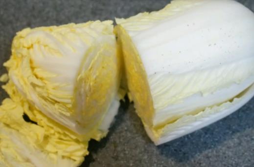 白菜噴醋用白醋還是黑醋?白菜噴醋注意事項 白菜噴醋用白醋還是黑醋?白菜噴醋注意事項