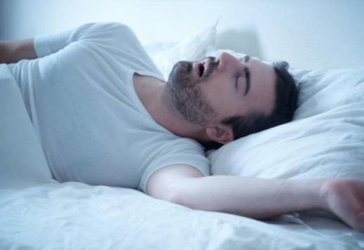 冬天怎么保證睡眠?眼睛哭腫了能睡覺(jué)嗎 冬天怎么保證睡眠?眼睛哭腫了能睡覺(jué)嗎