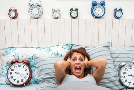 冬天怎么保證睡眠?眼睛哭腫了能睡覺(jué)嗎 冬天怎么保證睡眠?眼睛哭腫了能睡覺(jué)嗎