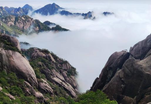 中國最適合去露營十大山峰,武功山風景區、龜蒙景區給你不一樣的體驗 中國最適合去露營十大山峰,武功山風景區、龜蒙景區給你不一樣的體驗