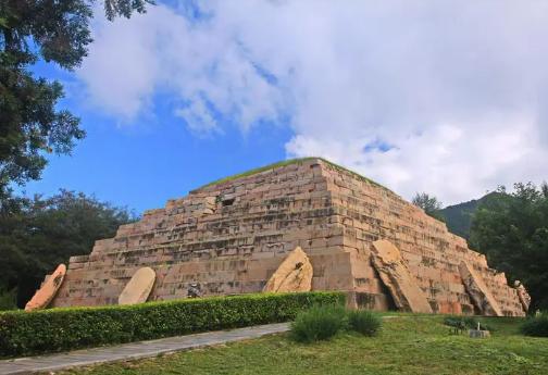 中國十大遺址排行榜,三星堆遺址范圍大、古格王國遺址莊嚴輝煌 中國十大遺址排行榜,三星堆遺址范圍大、古格王國遺址莊嚴輝煌