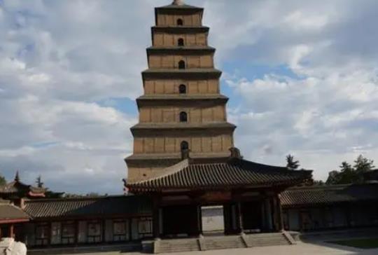 2024年西安什么時(shí)候進(jìn)入夏天?5月份去西安穿什么合適 2024年西安什么時(shí)候進(jìn)入夏天?5月份去西安穿什么合適