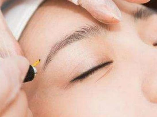 紋眉為什么那么貴?做了半永久紋眉的常見問題都有什么 紋眉為什么那么貴?做了半永久紋眉的常見問題都有什么