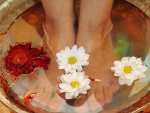 花椒煮水坐浴應注意什么?花椒水泡腳能祛濕嗎 花椒煮水坐浴應注意什么?花椒水泡腳能祛濕嗎