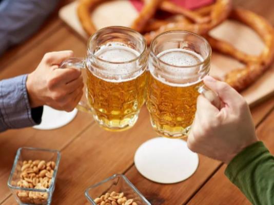 喝酒第二天胃難受怎樣緩解?野生菌可以和啤酒一起吃嗎 喝酒第二天胃難受怎樣緩解?野生菌可以和啤酒一起吃嗎