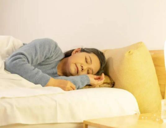 頻繁夢見一個人是怎么回事?女生夢見被追殺是吉是兇