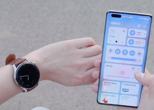 華為watch3可以使用微信嗎?esim通話功能的手表可以不帶手機出門嗎