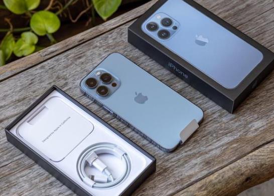iPhone13拍照自帶炫屏怎么辦?iphone13哪個(gè)卡槽信號(hào)好