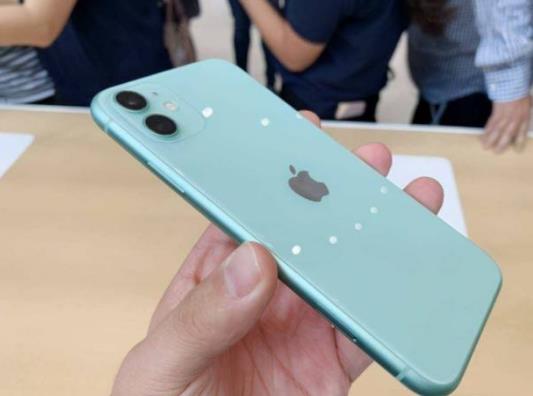 蘋果充電器非原裝會充壞手機嗎?蘋果手機可以用非原裝充電器嗎
