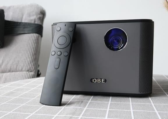 極米NEW Z6X怎么樣 易用高清音效好售價3000