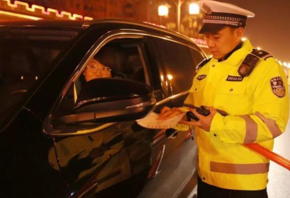 判定酒駕和醉駕的標準分別是什么 喝酒后多久能開車