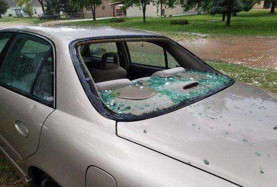 車被冰雹砸了一般幾天能修好 被冰雹砸過的車貶值多少