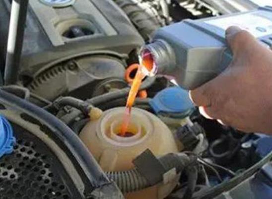 防凍液和玻璃水加錯了怎么辦?汽車防凍液怎么挑選
