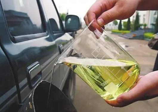 柴油怎么看油品好不好?假柴油是什么做的是什么顏色