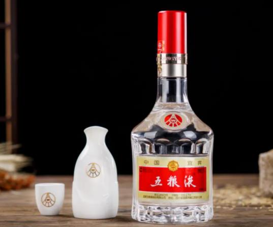 為何收藏茅臺的人比五糧液多?五糧液能長期放家里不變質嗎