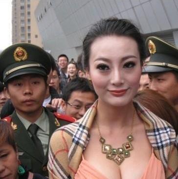 G奶女神高清寫真照圖片 十大靠大胸器上位的新G奶女神